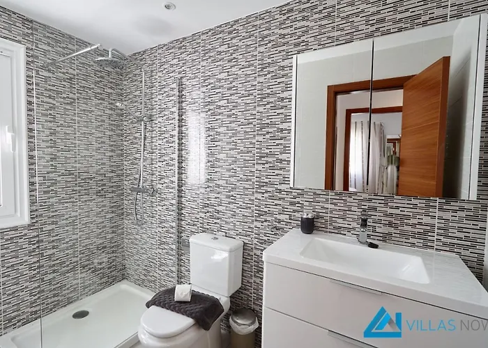 Casa Nostra - Lh195 By Now Ltd فيلة